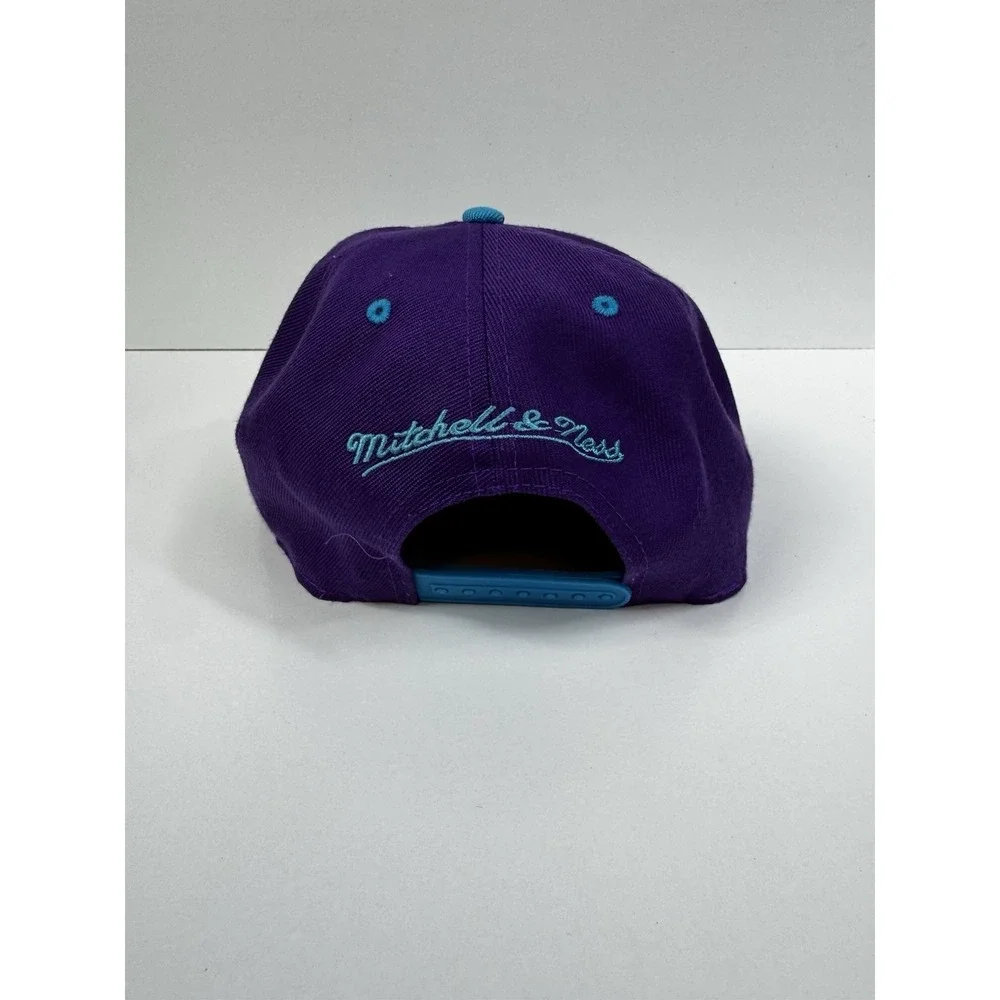 Mitchell & Ness Charlotte Hornets Snapback Hat Purple/Teal Cap Hardwood Classics